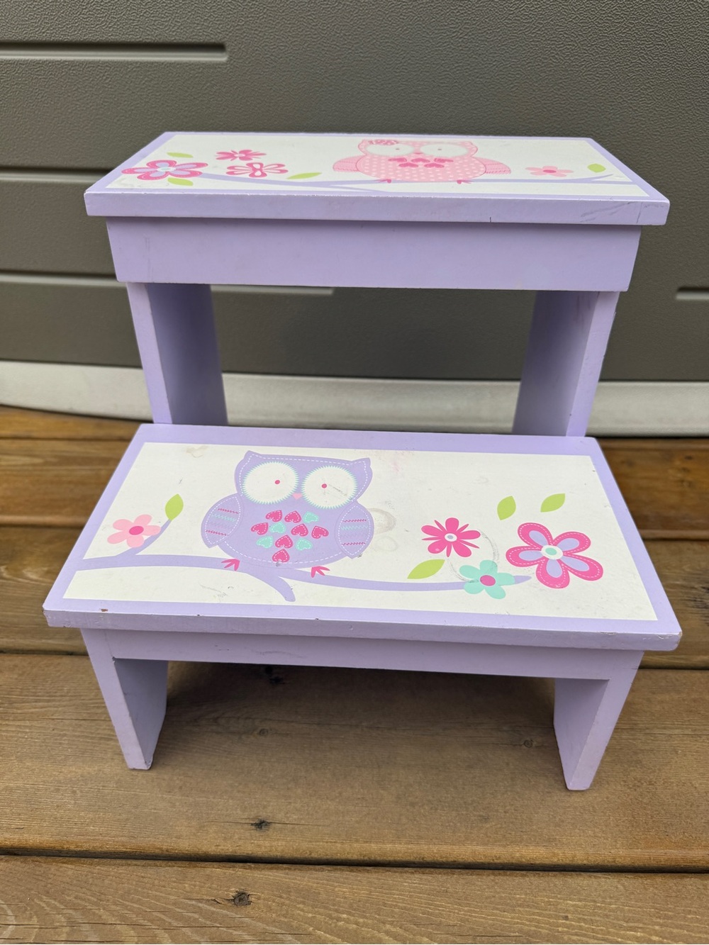 Wooden Girls' Lilac Step Stool with Owl & Floral Design